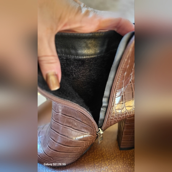 Yolkomo brown Chunky High Heel Ankle Boots Pointed Toe SIZE EUR 38/7.5 - Picture 11 of 11